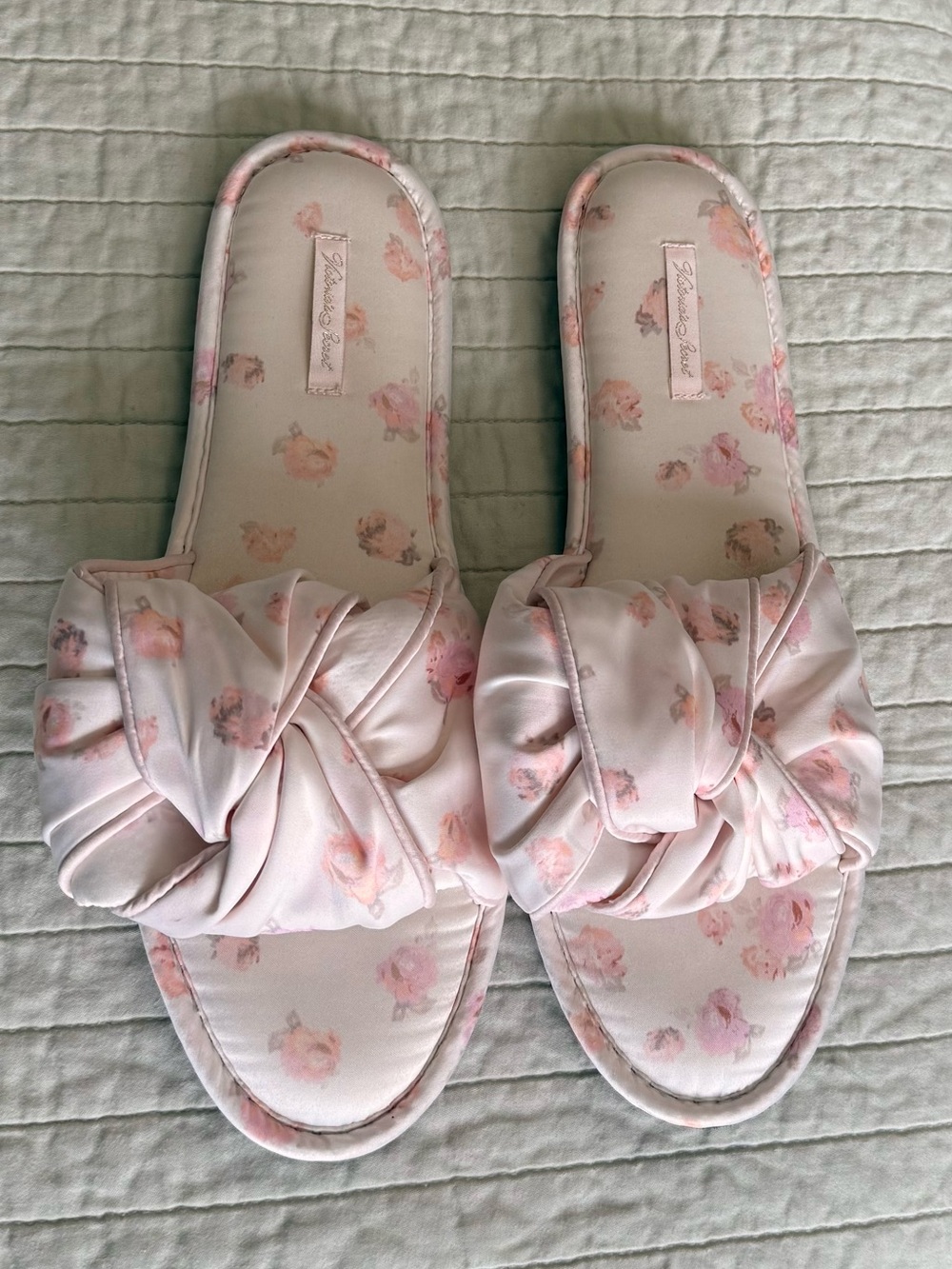 Vintage Y2K Victoria’s Secret Pink Floral Satin Bow Slide Slippers